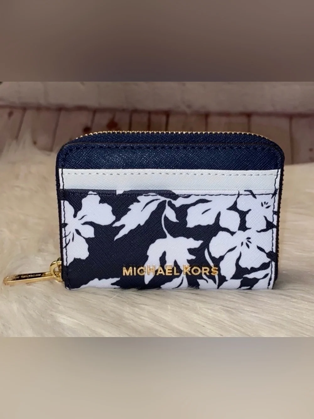 Michael Kors SOFIA Satchel/JET SET TRAVEL Wallet 2pc Set